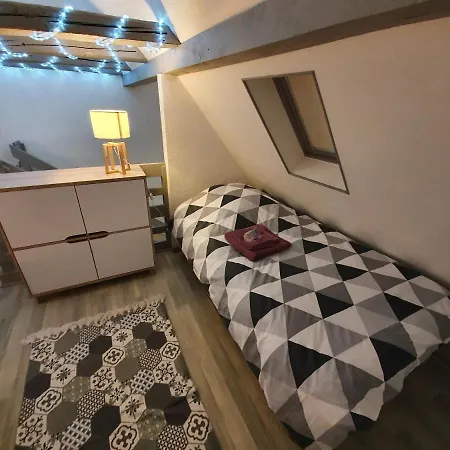 Vue Petite Venise-place To Be Old Town - Parking Апартаменты *